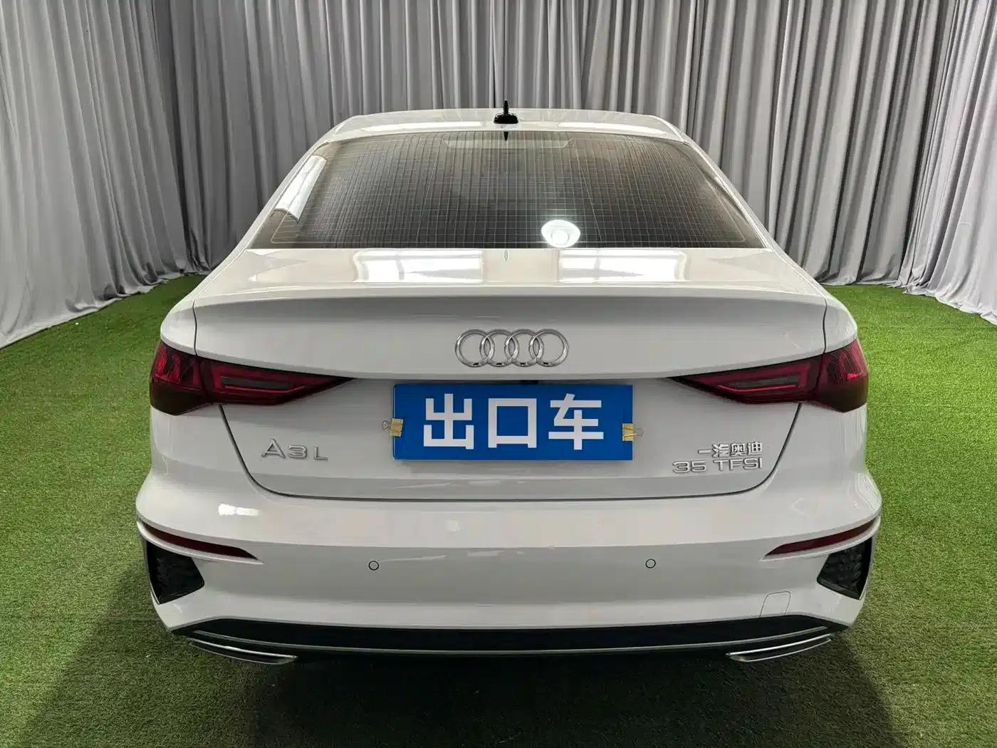 2022 Audi A3 A3L Limousine 35 TFSI Luxury Sport — миниатюра 4