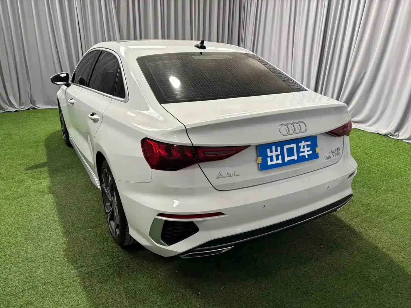2022 Audi A3 A3L Limousine 35 TFSI Luxury Sport — миниатюра 5