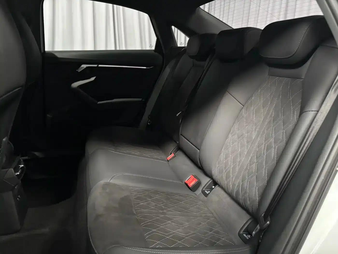 2022 Audi A3 A3L Limousine 35 TFSI Luxury Sport — миниатюра 9