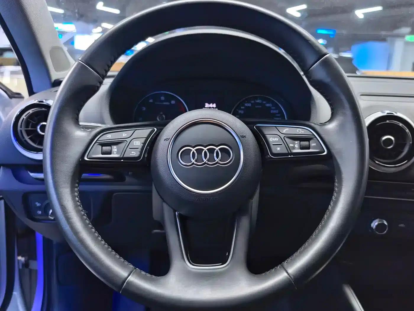 Audi A3 2019 Sportback 35 TFSI Fashion Edition (China VI Emission Standard) — миниатюра 5