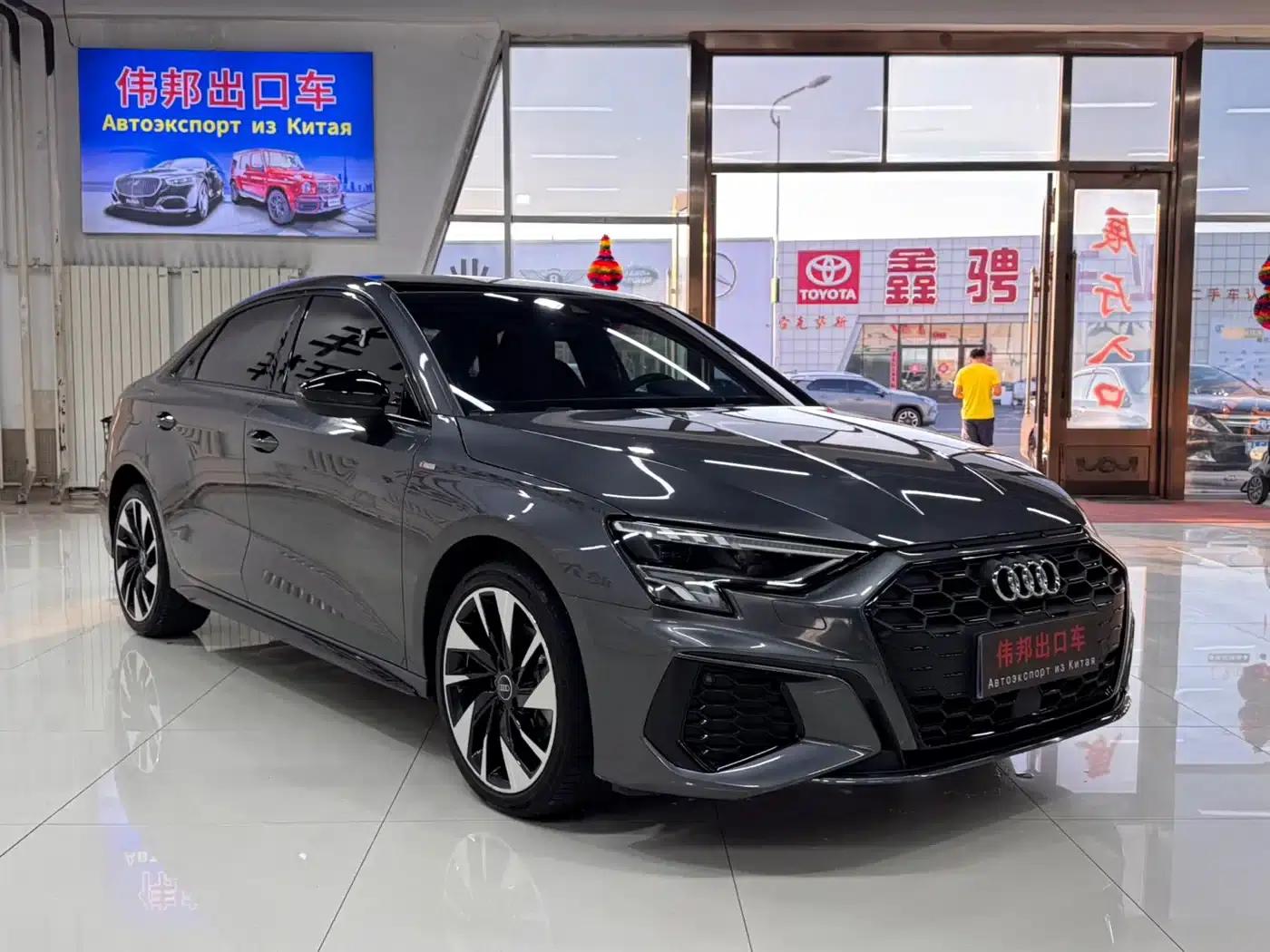2022 Audi A3 A3L Limousine 35 TFSI Fashion Sport — миниатюра 3