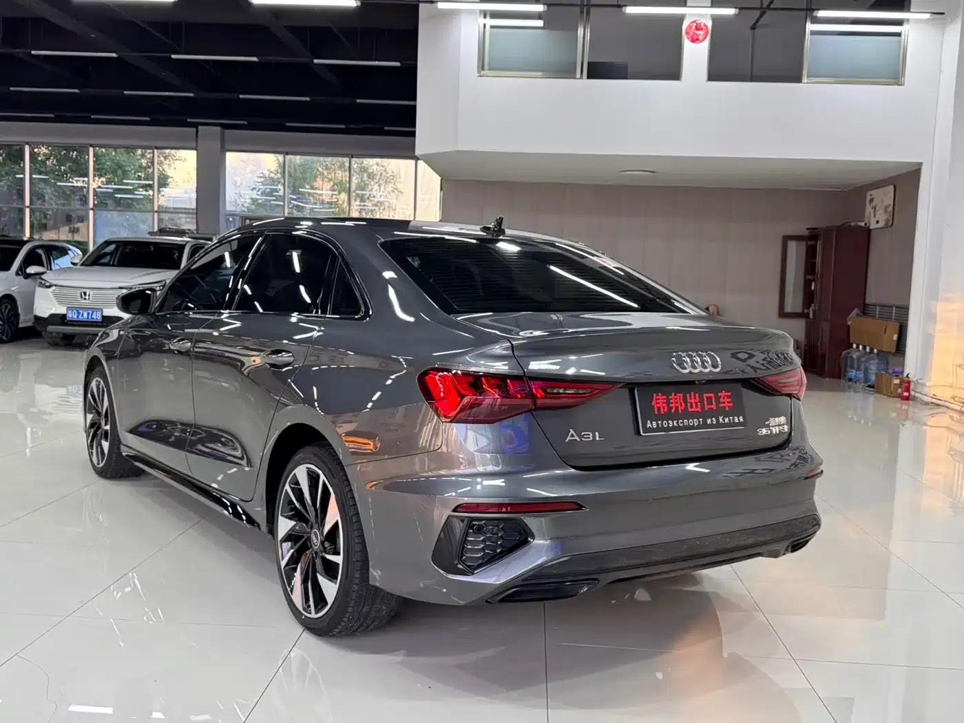 2022 Audi A3 A3L Limousine 35 TFSI Fashion Sport — миниатюра 4