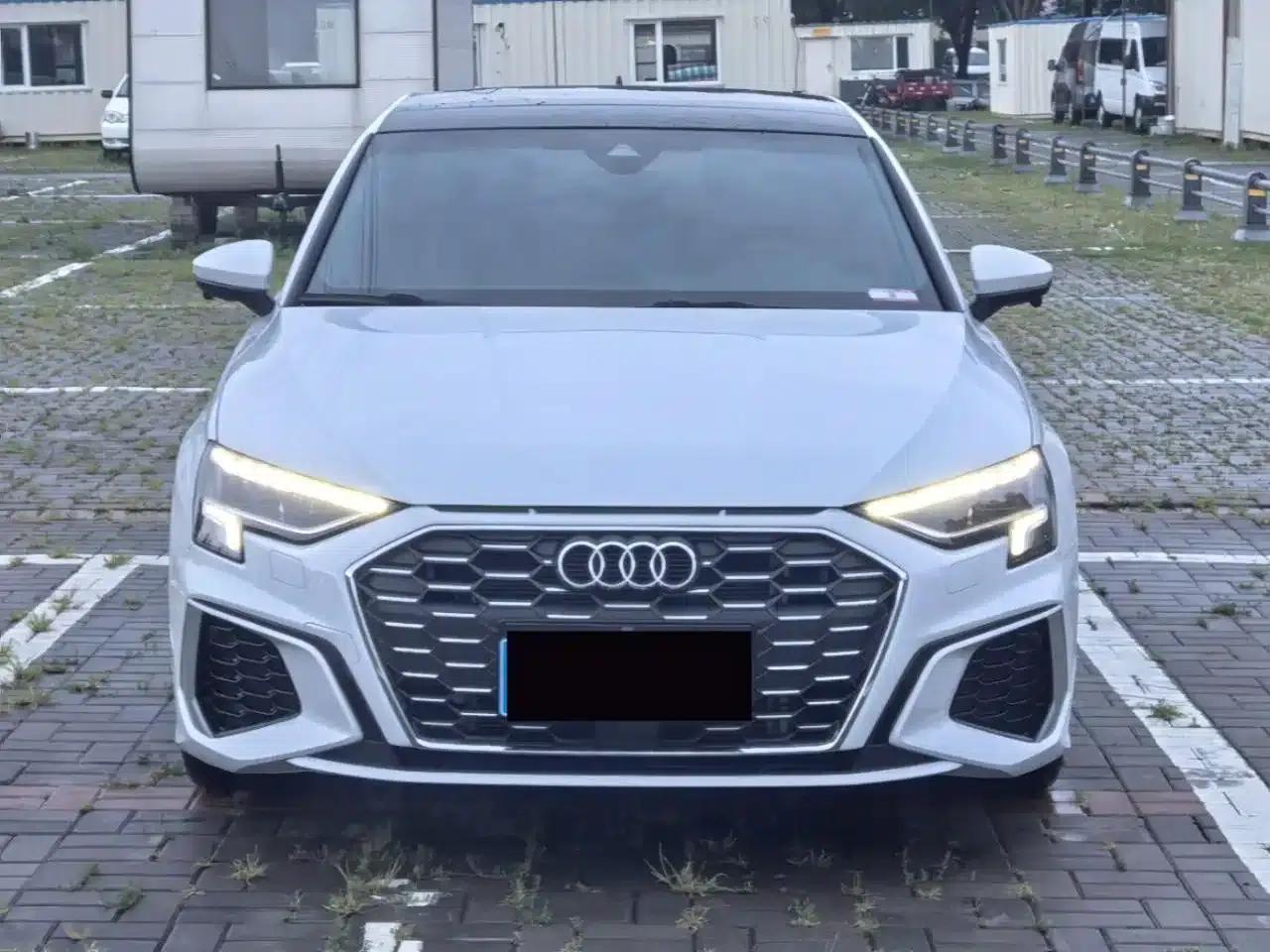 Audi A3 2023 Sportback 35 TFSI Fashion Sport — миниатюра 2