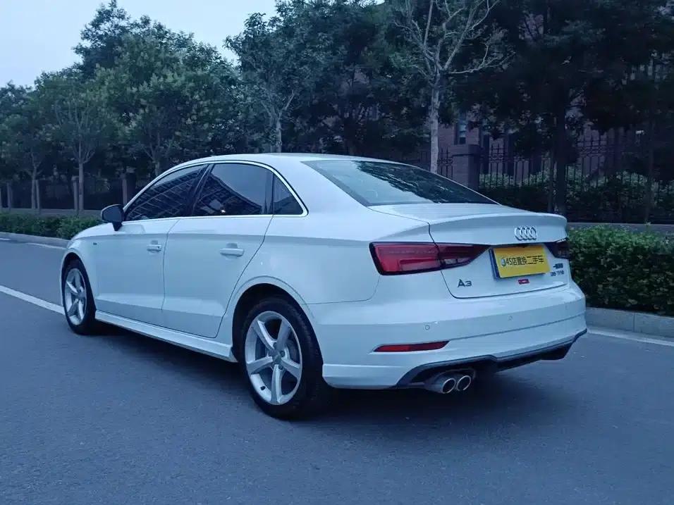 Audi A3 2017 Limousine 35 TFSI Fashion Edition — миниатюра 2
