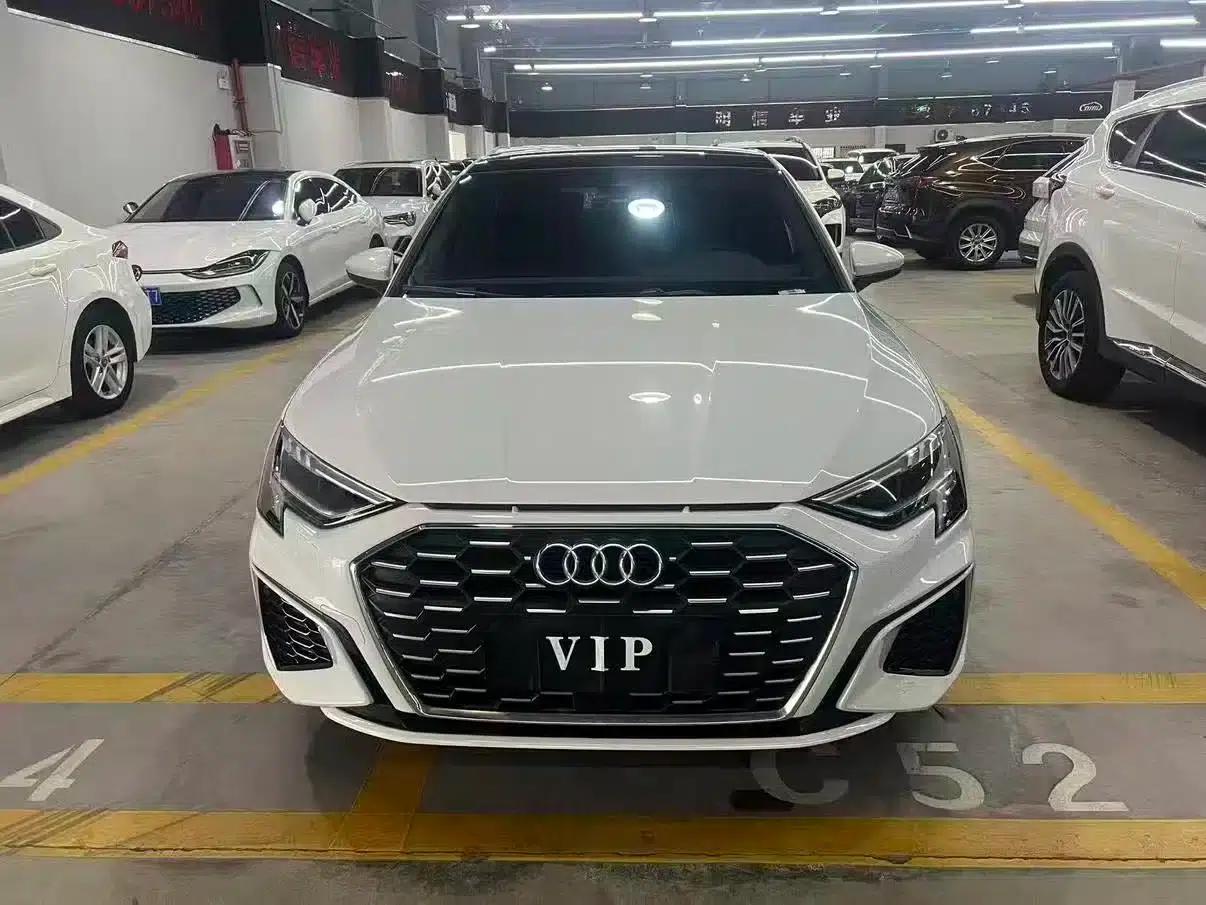 2023 Audi A3 A3L Limousine 35 TFSI Fashion Sport — миниатюра 2