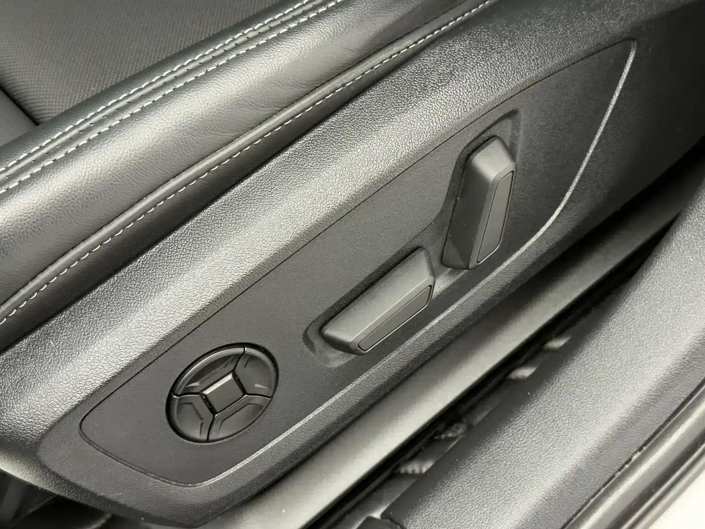 Audi A3 2023 Facelift Sportback 35 TFSI Fashion Sporty Model — миниатюра 16