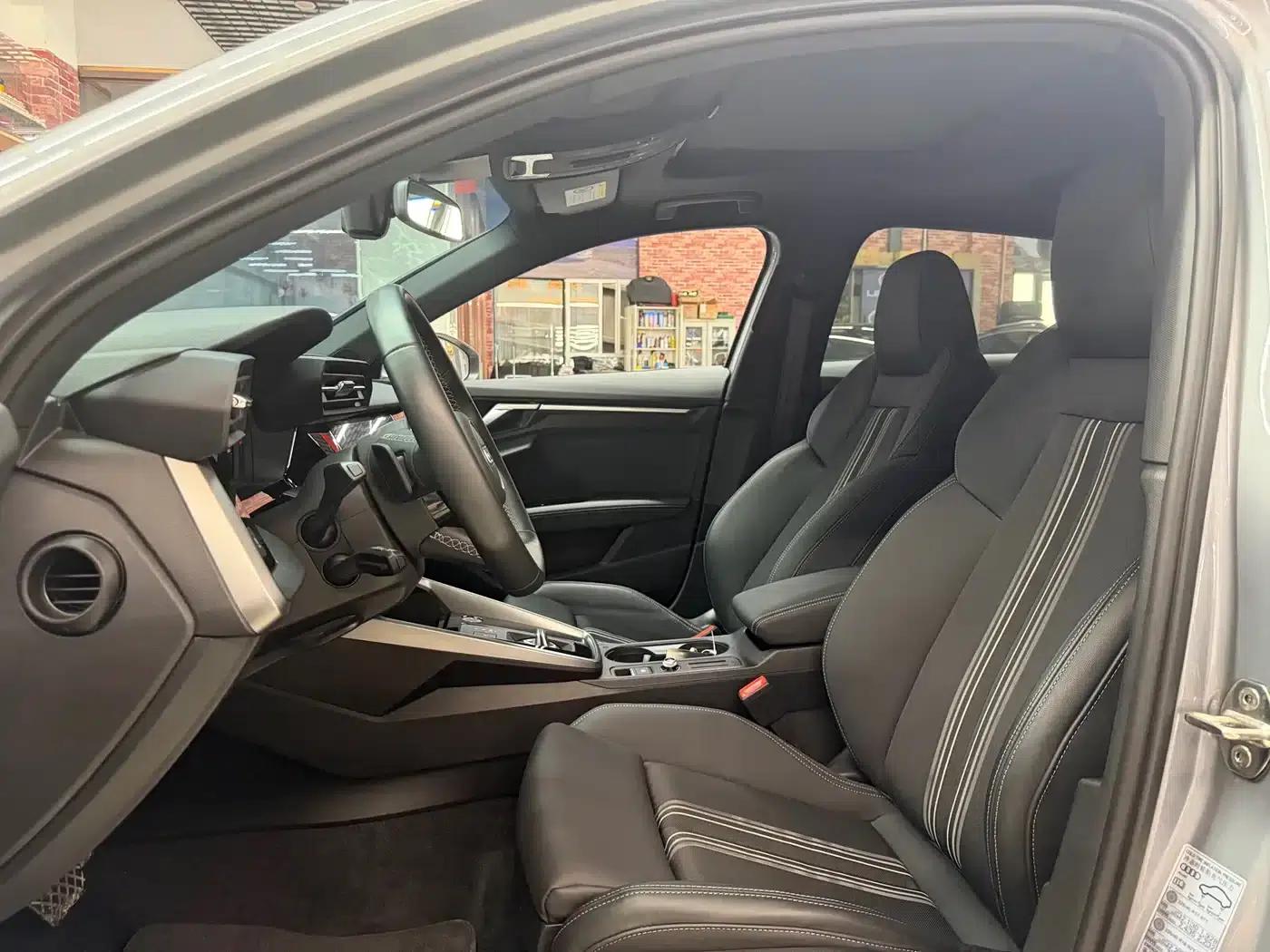 Audi A3 2023 Facelift Sportback 35 TFSI Fashion Sporty Model — миниатюра 12