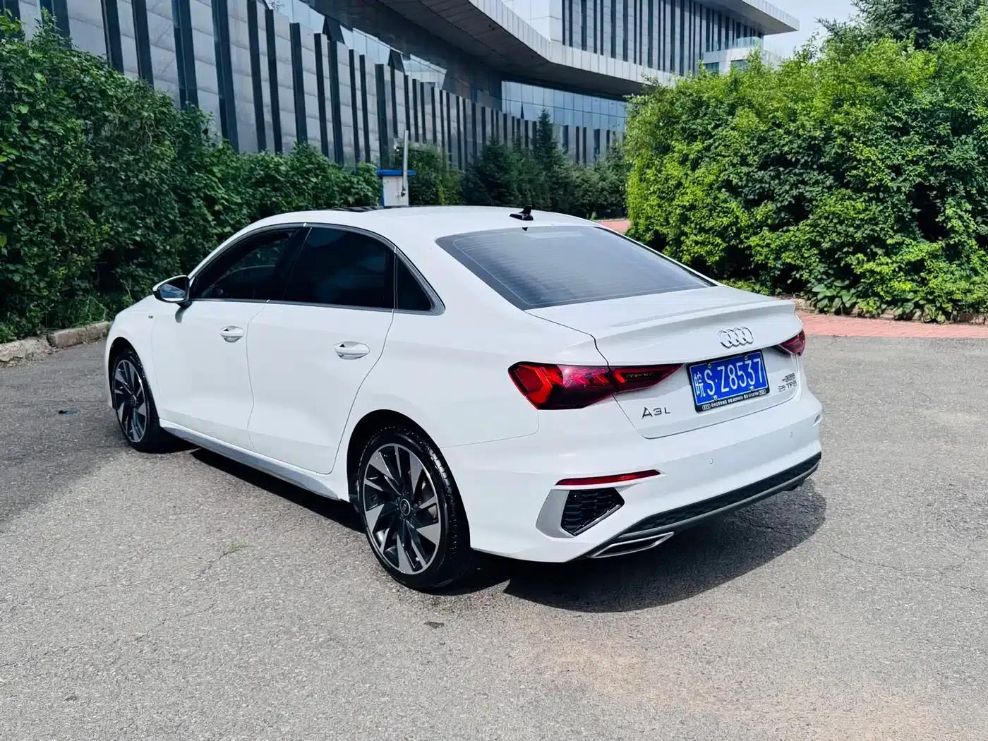 2023 Audi A3 A3L Limousine 35 TFSI Fashion Sport — миниатюра 4