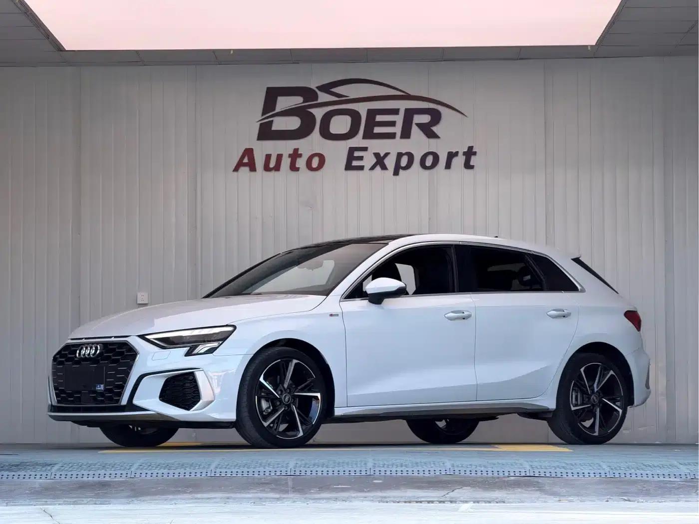 Audi A3 2022 Sportback 35 TFSI Fashion Sport — миниатюра 1