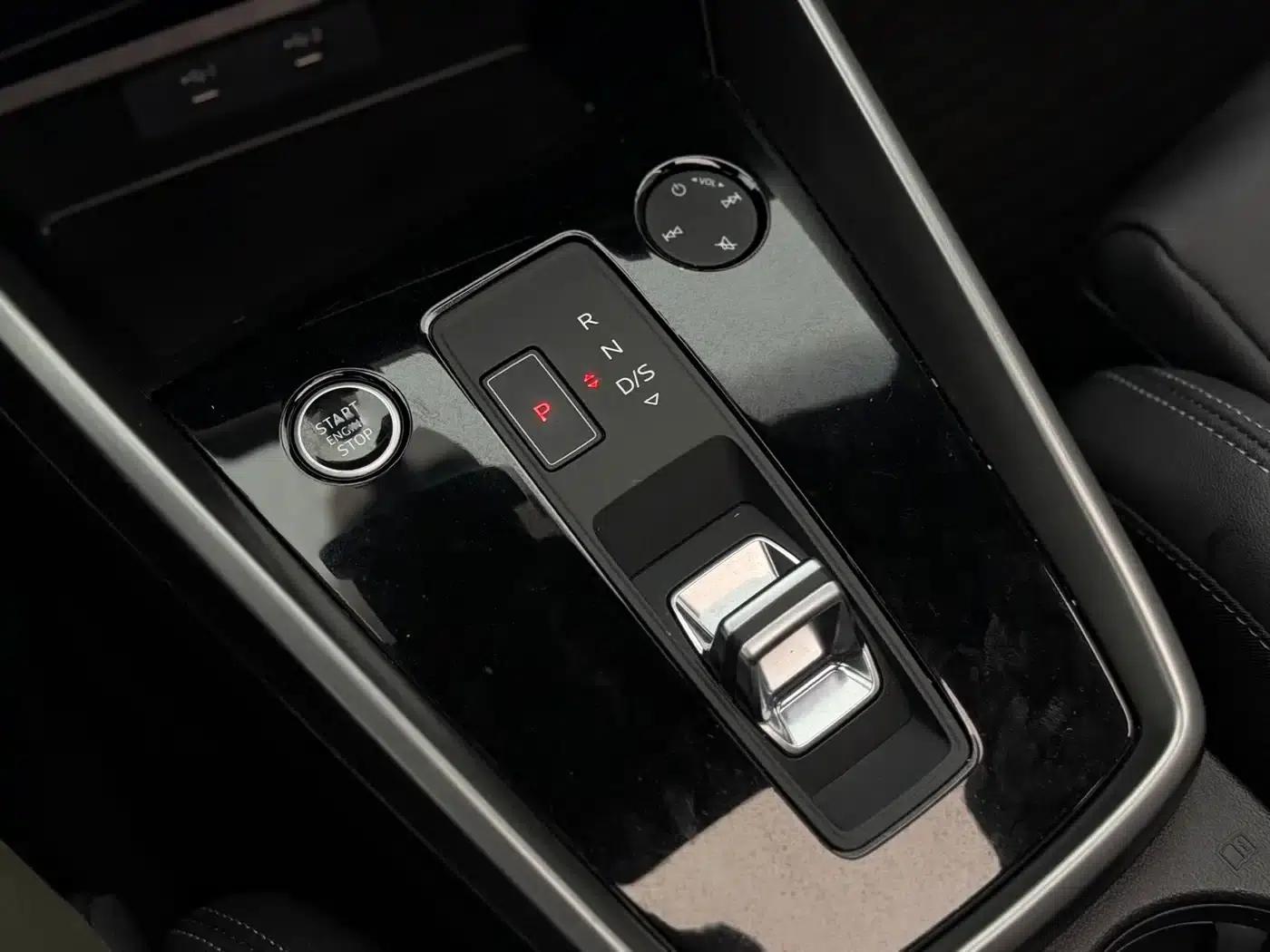 Audi A3 2022 Sportback 35 TFSI Fashion Sport — миниатюра 11