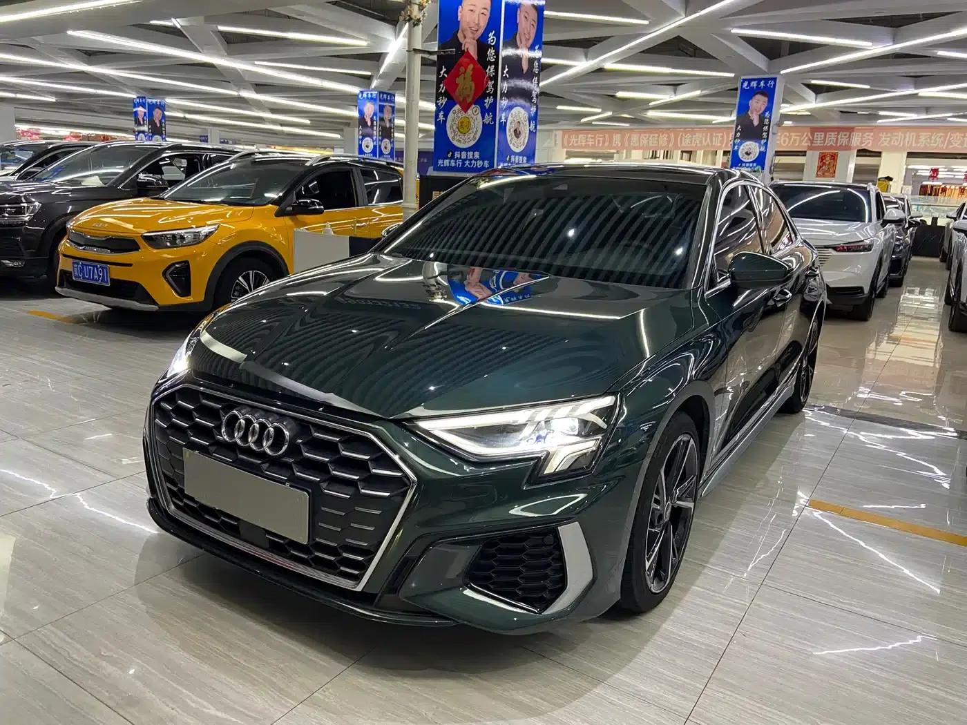 2022 Audi A3 A3L Limousine 35 TFSI Fashion Sport — миниатюра 1