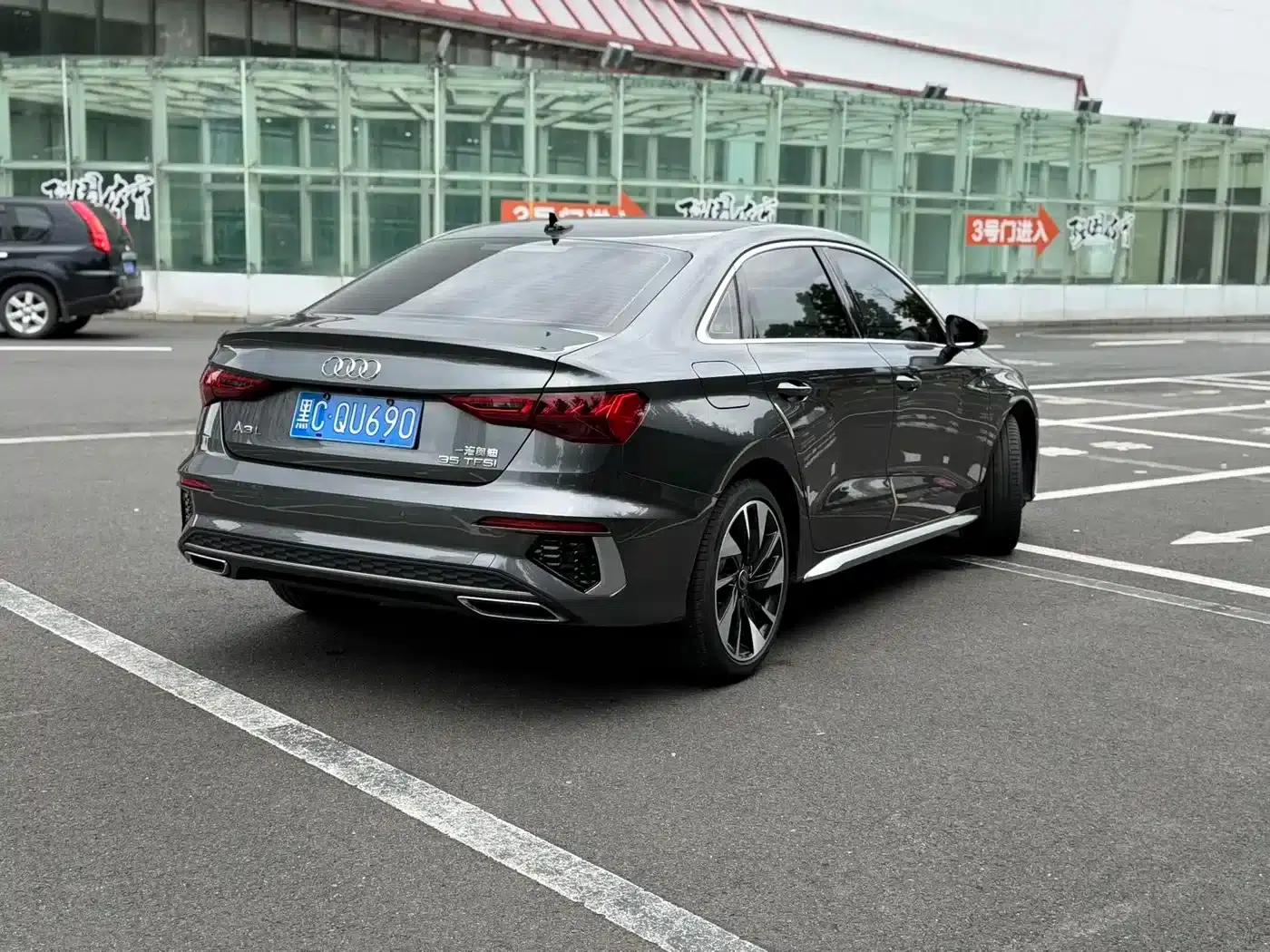 2024 Audi A3 A3L Limousine 35 TFSI Fashion Sport — миниатюра 4