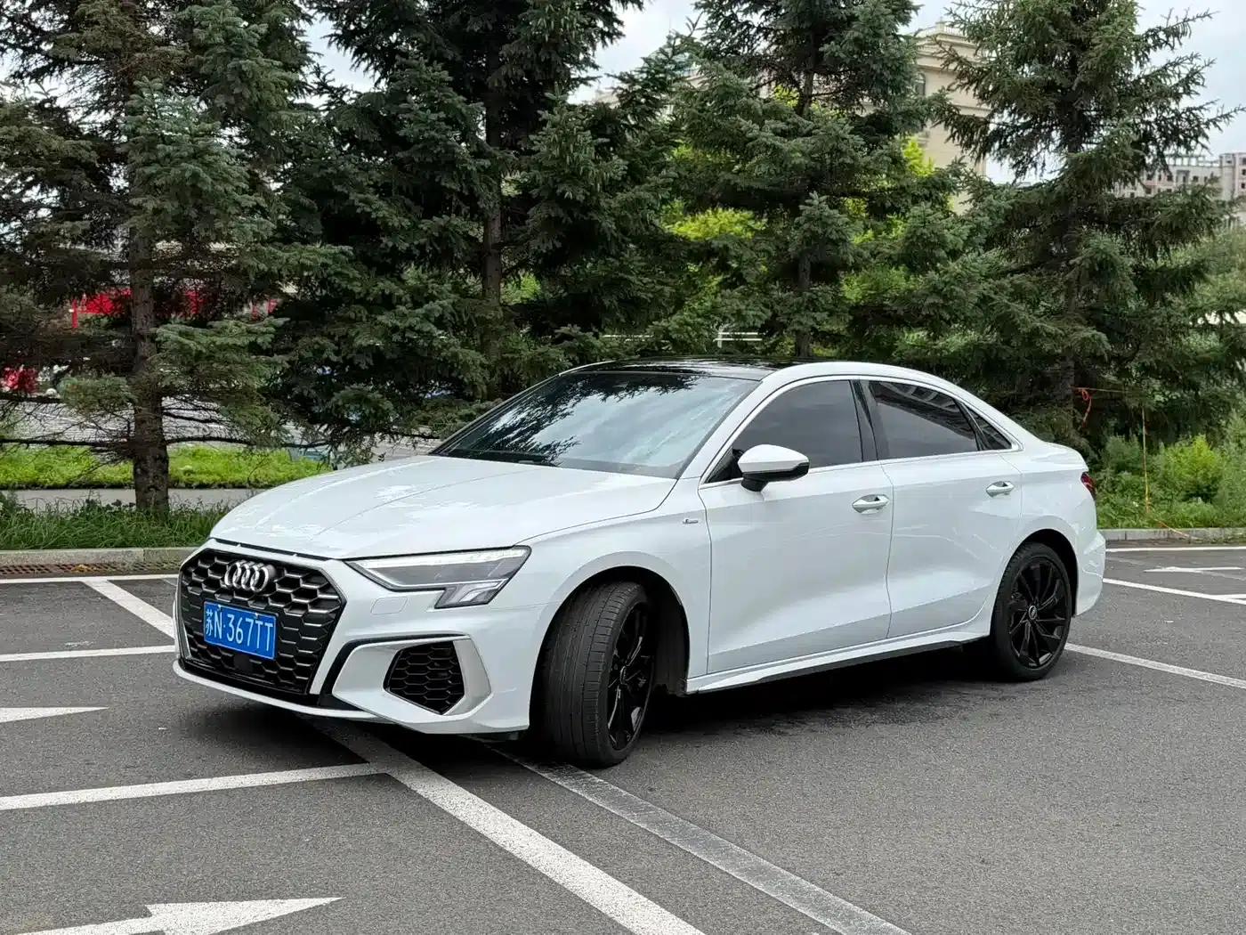 2023 Audi A3 A3L Limousine 35 TFSI Fashion Sport — миниатюра 1
