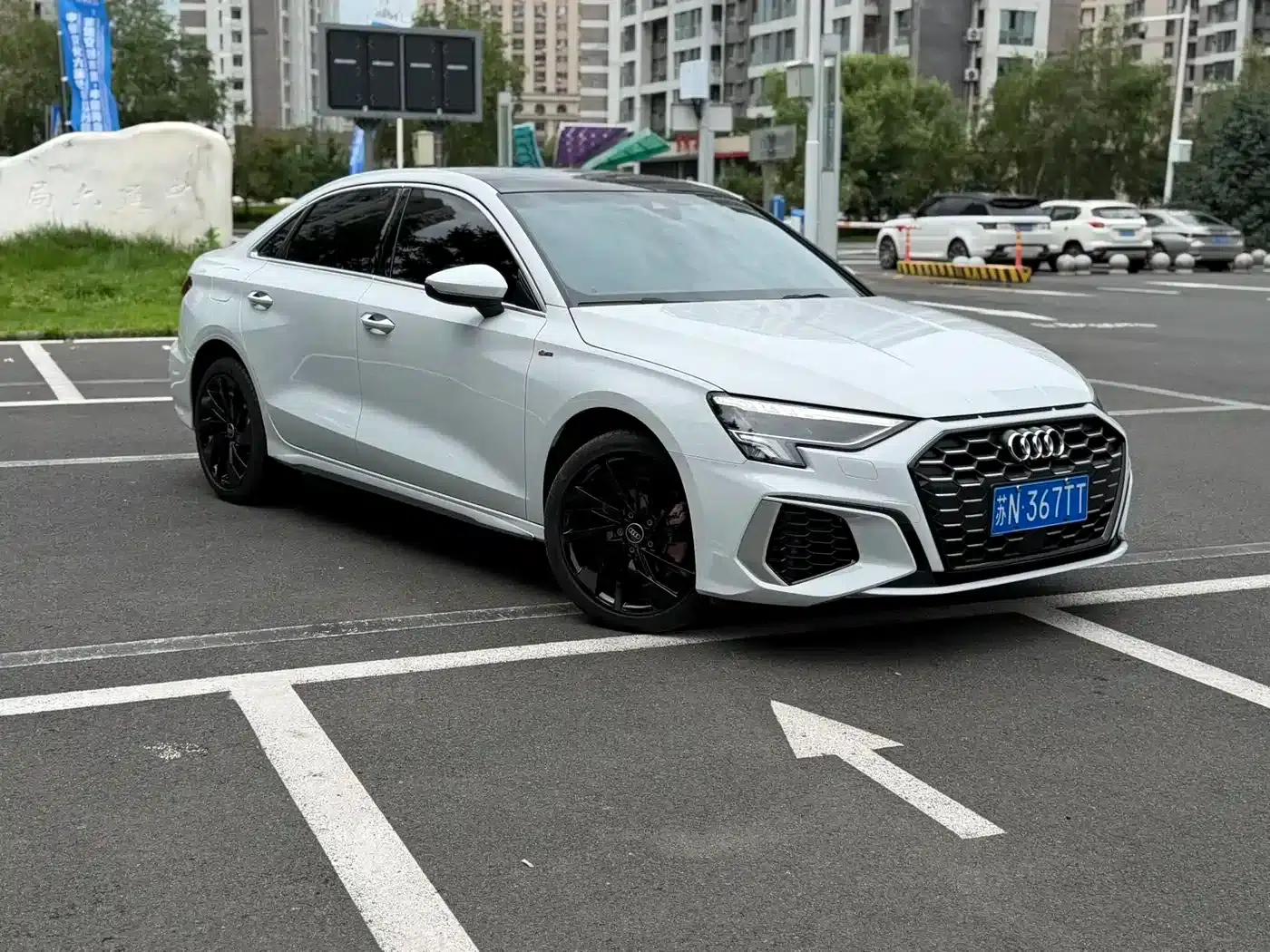2023 Audi A3 A3L Limousine 35 TFSI Fashion Sport — миниатюра 3