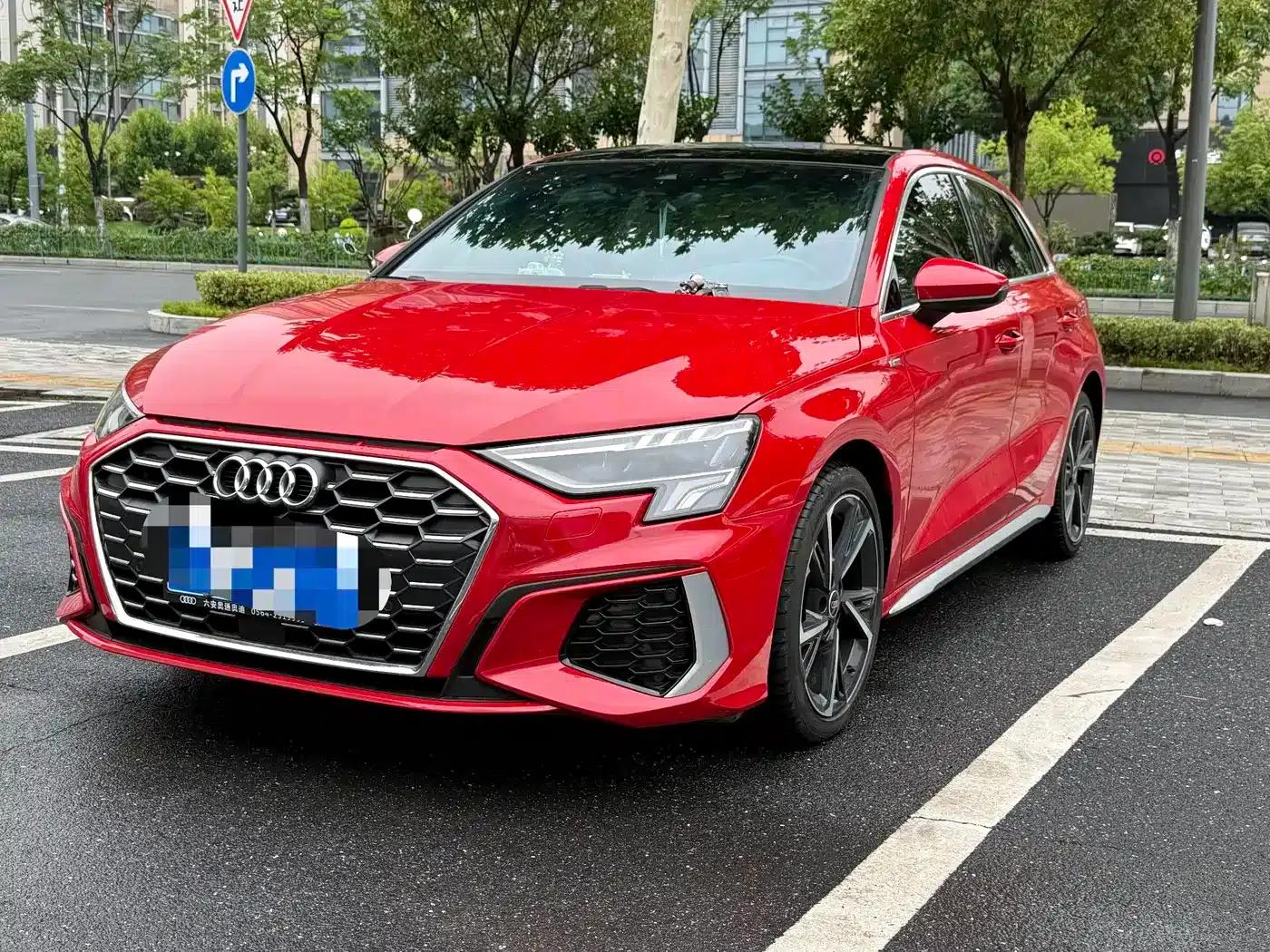 Audi A3 2022 Sportback 35 TFSI Fashion Sport — миниатюра 1