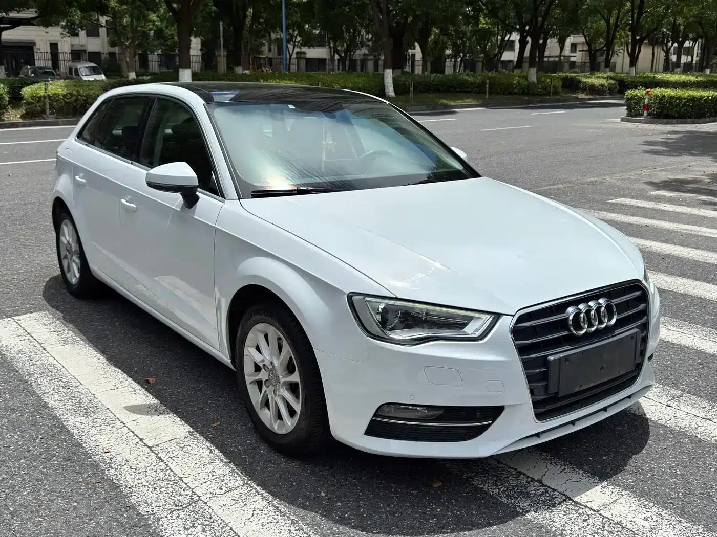 Audi A3 2016 Sportback 35 TFSI Leading Edition — миниатюра 3
