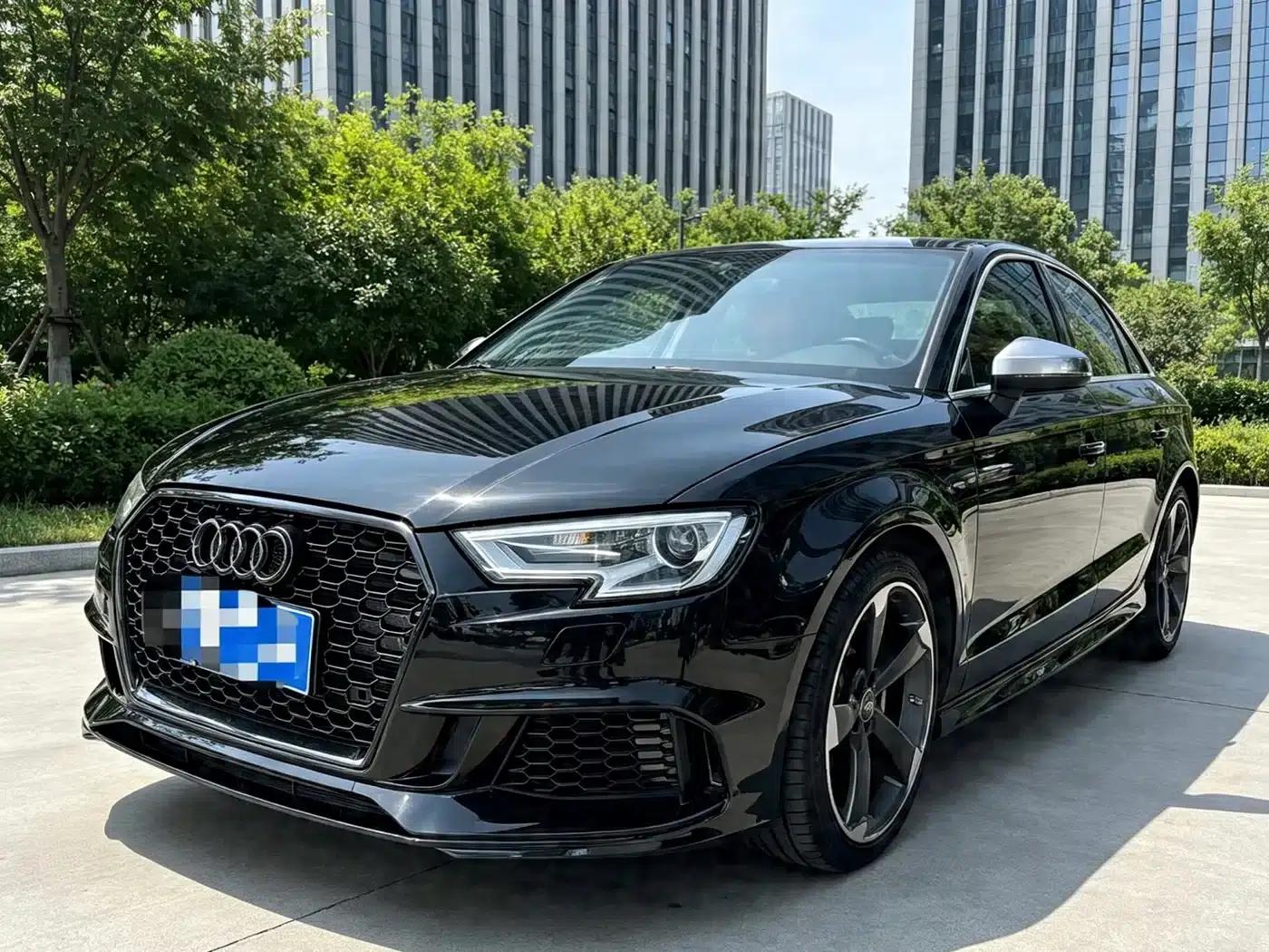 Audi A3 2017 Limousine 35 TFSI Progressive — миниатюра 1