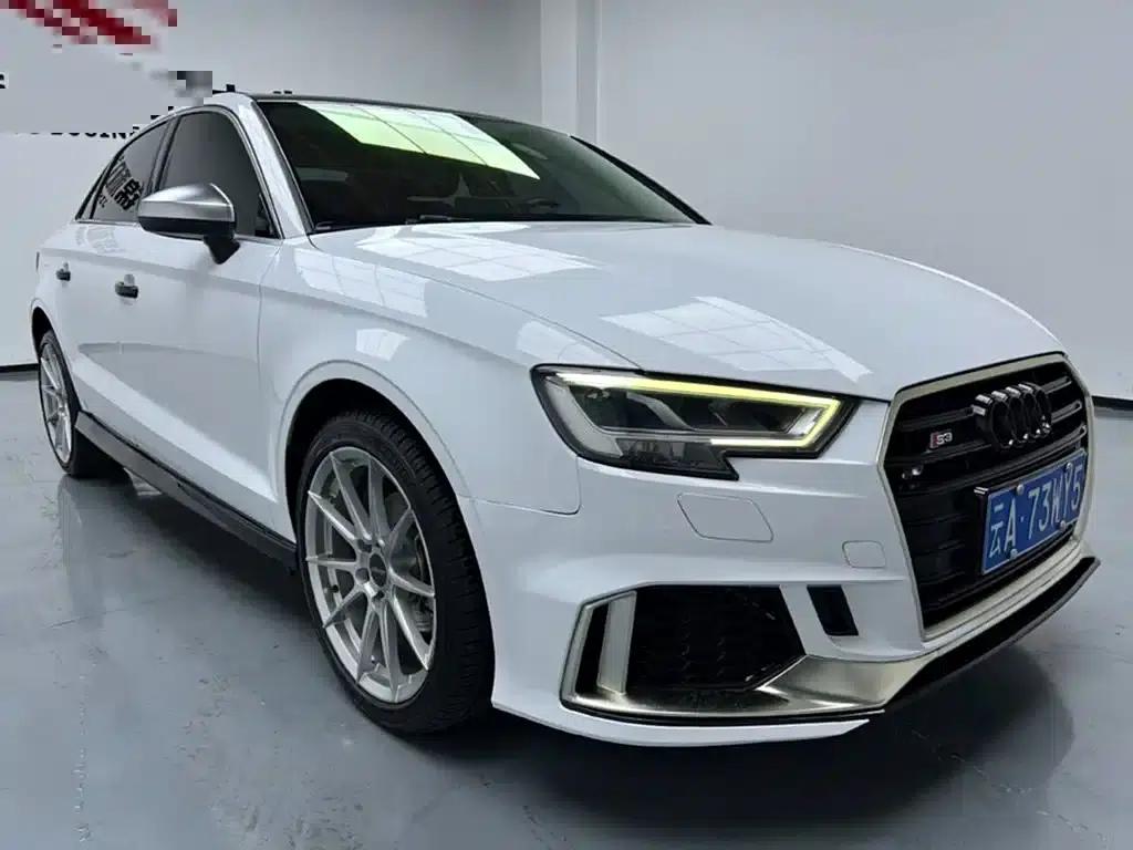Audi A3 2015 Limousine 35 TFSI Millionth Anniversary Comfort Edition — миниатюра 3