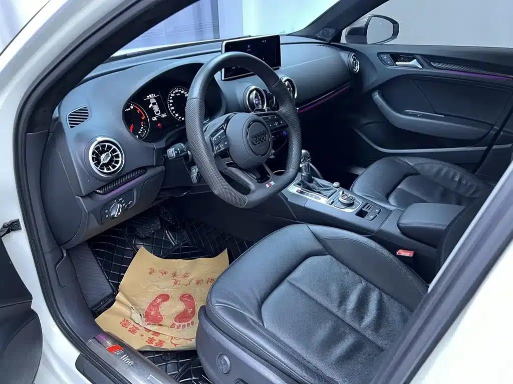 Audi A3 2015 Limousine 35 TFSI Millionth Anniversary Comfort Edition — миниатюра 7