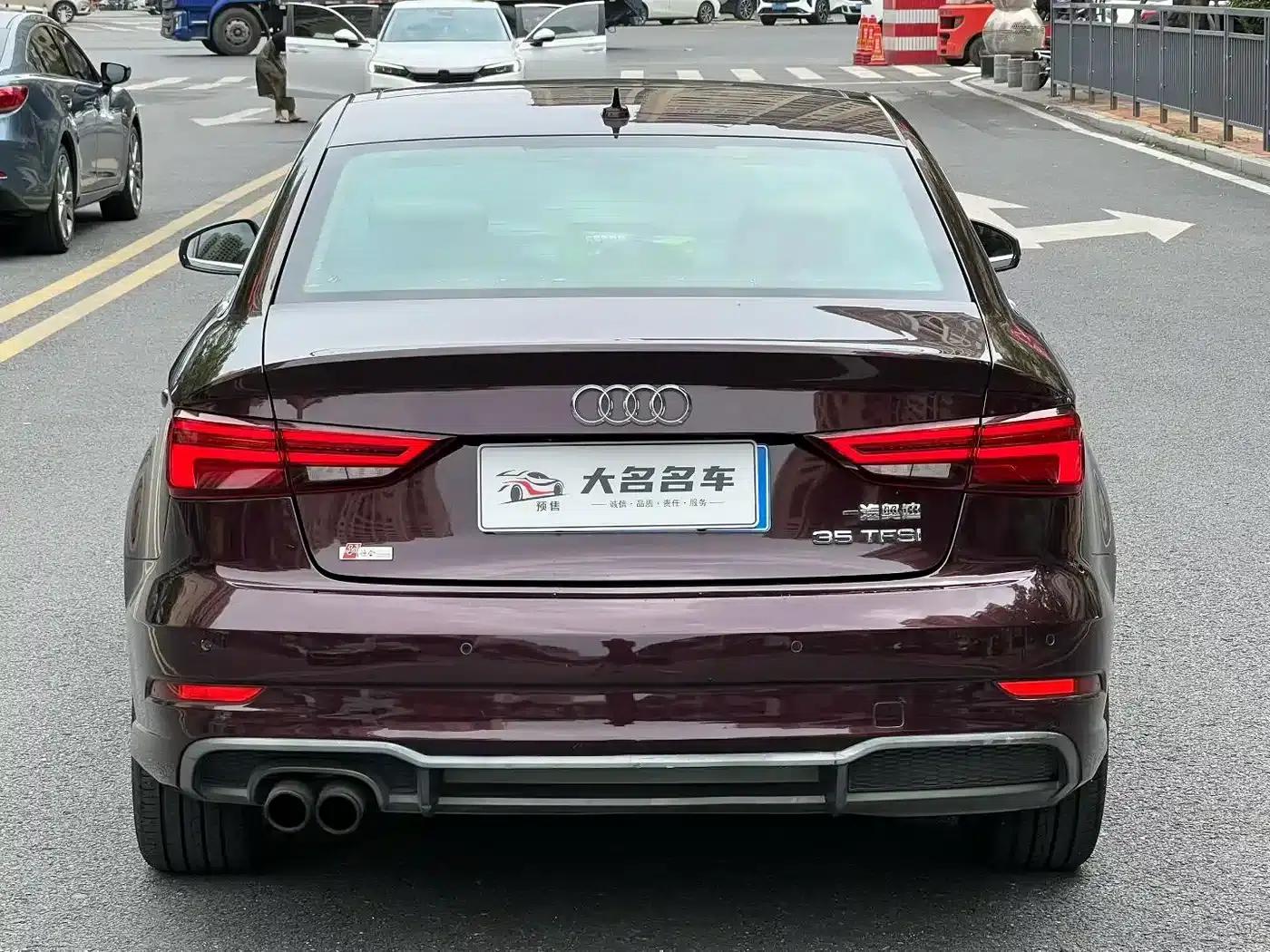 Audi A3 2018 30th Anniversary Edition Limousine 35 TFSI Fashion Model — миниатюра 8