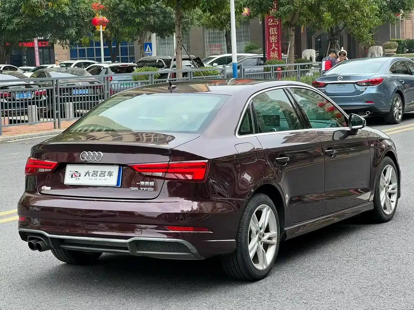 Audi A3 2018 30th Anniversary Edition Limousine 35 TFSI Fashion Model — миниатюра 9