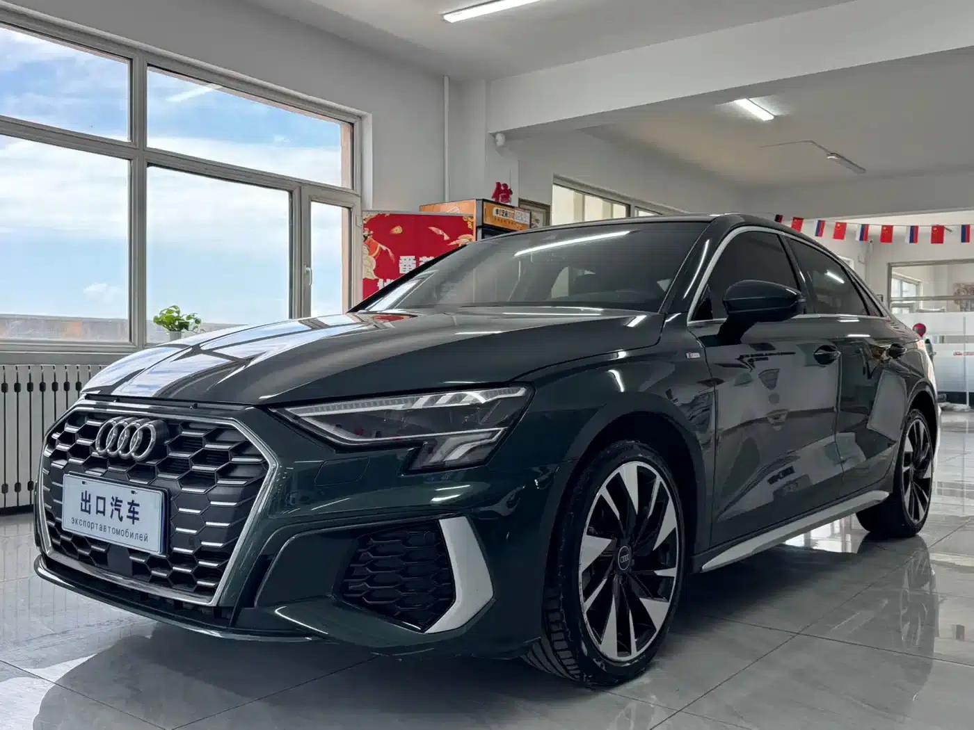 Audi A3 2023 Facelift A3L Limousine 35 TFSI Sporty Edition — миниатюра 1