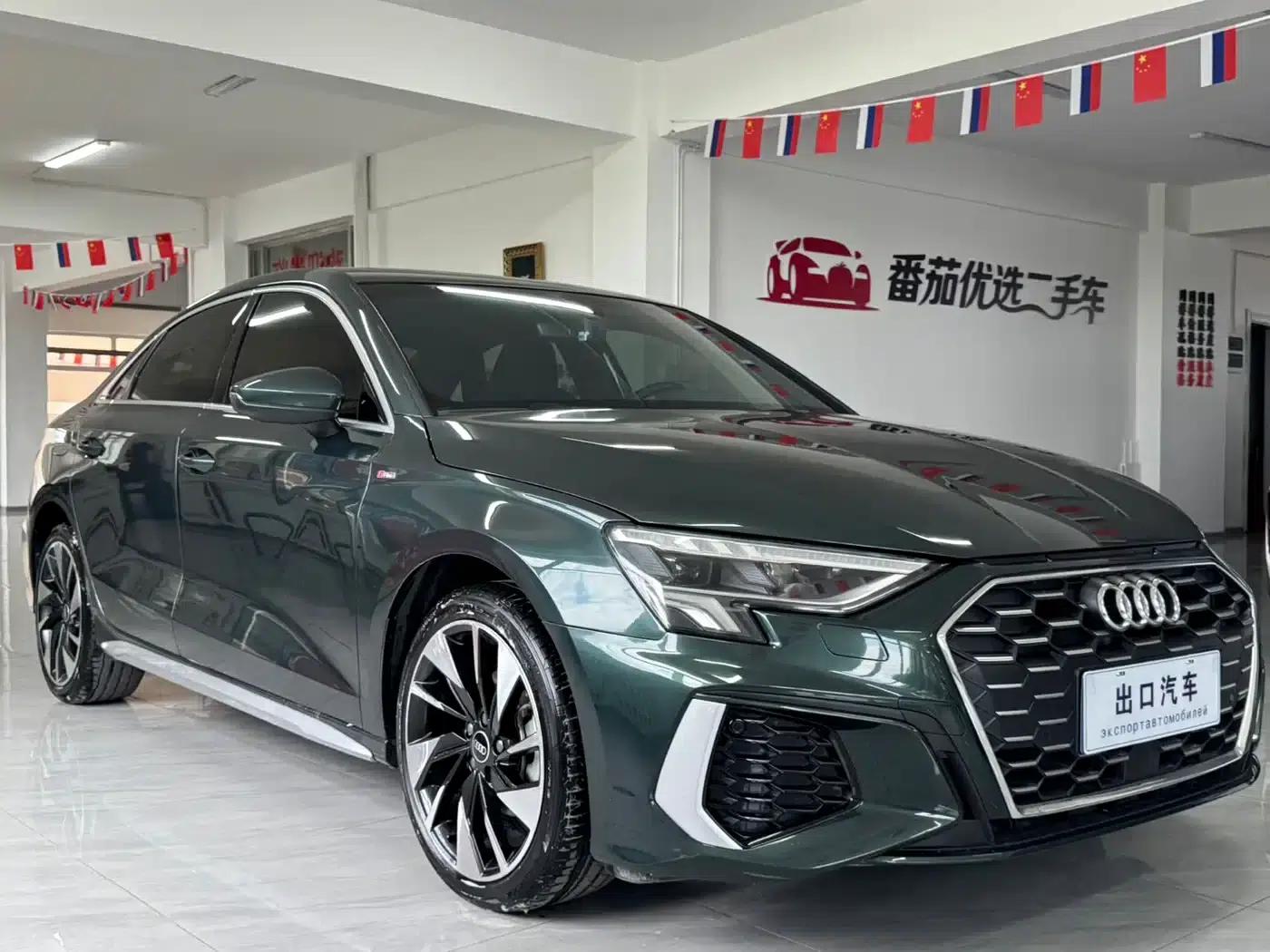 Audi A3 2023 Facelift A3L Limousine 35 TFSI Sporty Edition — миниатюра 3