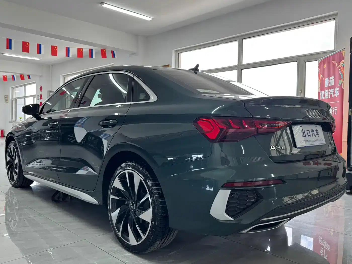 Audi A3 2023 Facelift A3L Limousine 35 TFSI Sporty Edition — миниатюра 6