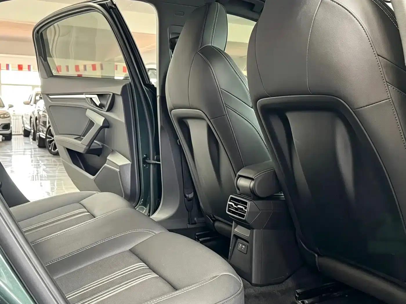 Audi A3 2023 Facelift A3L Limousine 35 TFSI Sporty Edition — миниатюра 8