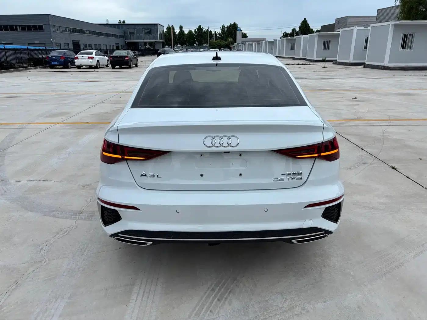 Audi A3 2023 Facelift A3L Limousine 35 TFSI Sporty Edition — миниатюра 4
