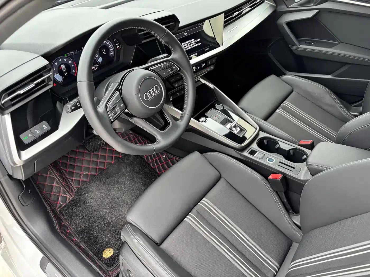 Audi A3 2023 Facelift A3L Limousine 35 TFSI Sporty Edition — миниатюра 7