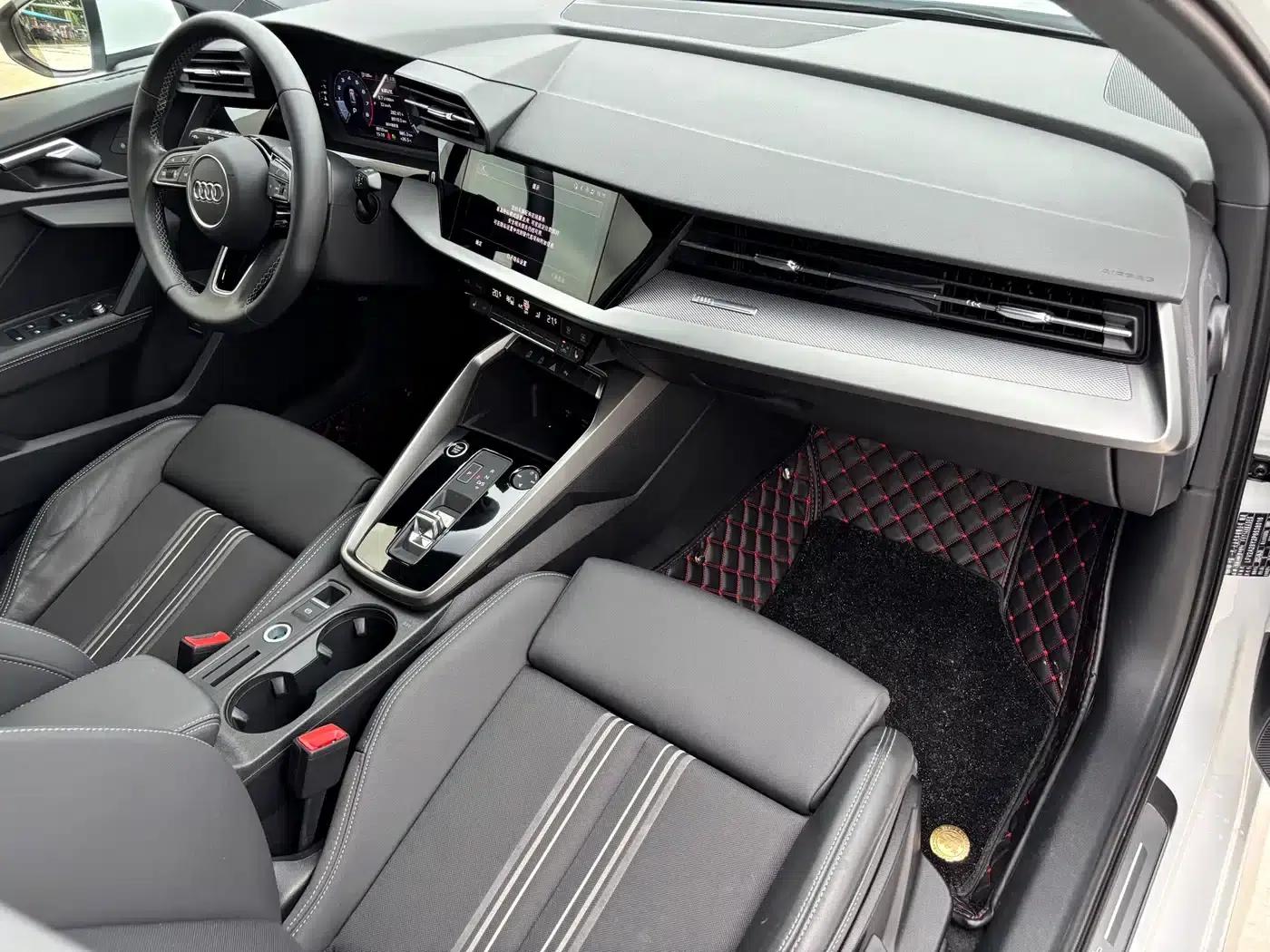 Audi A3 2023 Facelift A3L Limousine 35 TFSI Sporty Edition — миниатюра 10