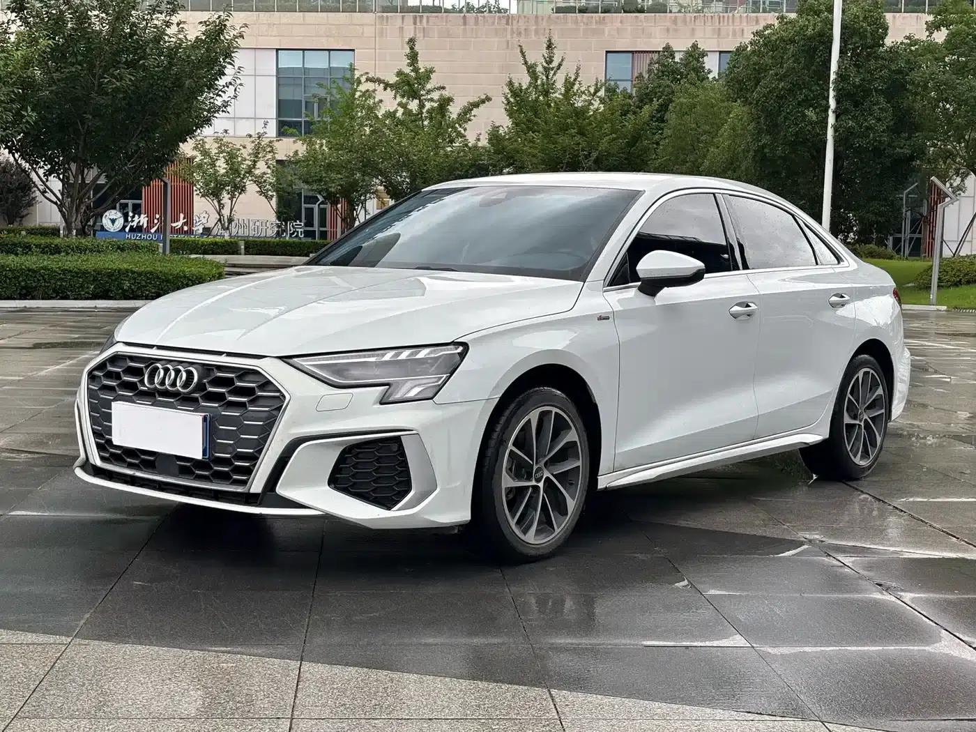 2021 Audi A3 A3L Limousine 35 TFSI Progressive Sport — миниатюра 1