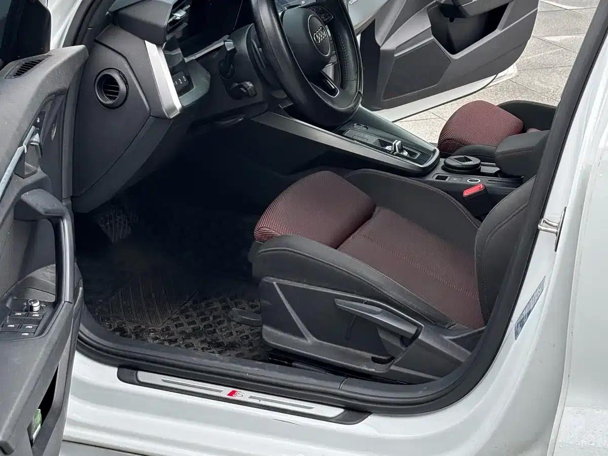 2021 Audi A3 A3L Limousine 35 TFSI Progressive Sport — миниатюра 4