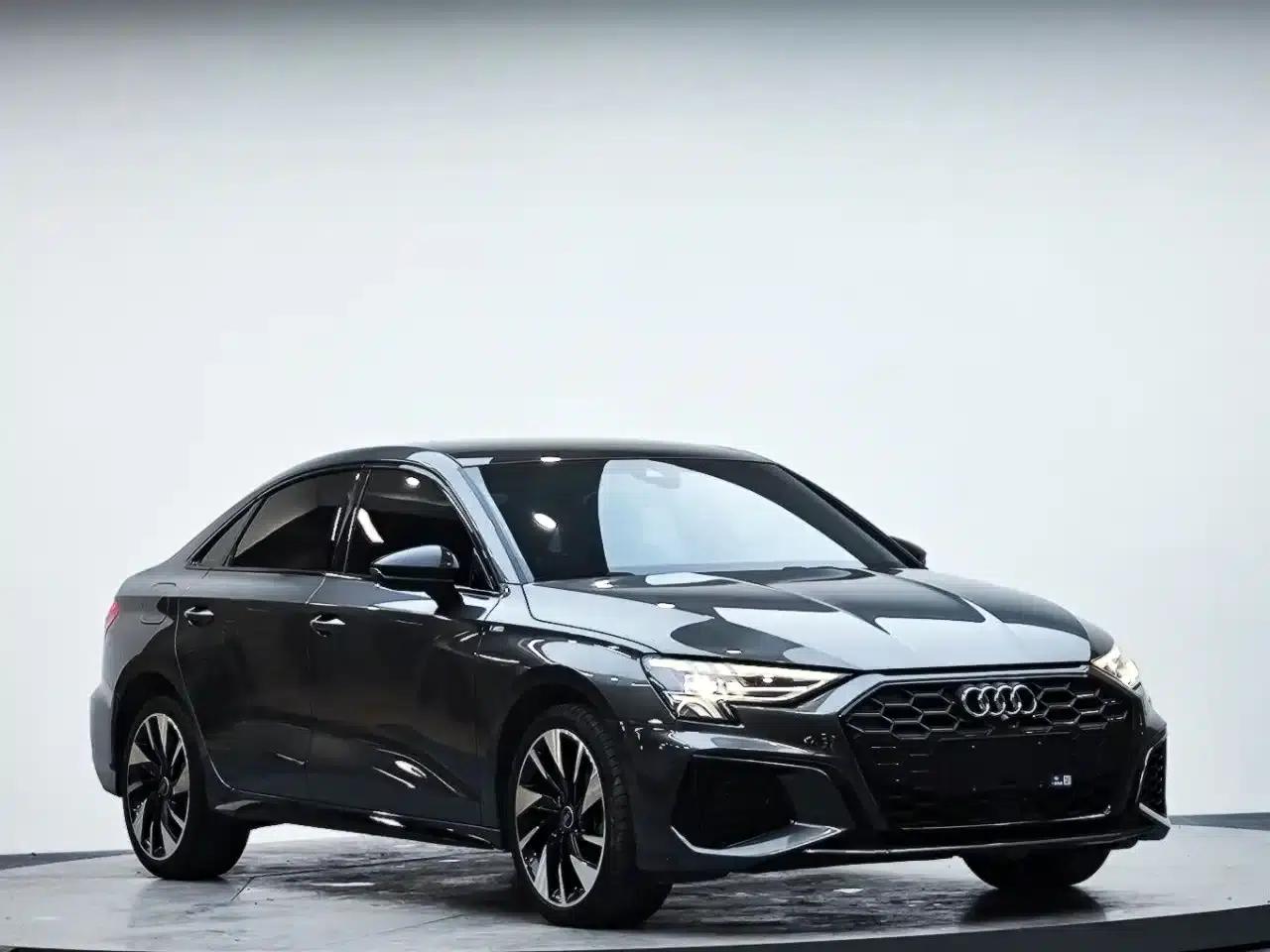 Audi A3 2023 Facelift A3L Limousine 35 TFSI Sporty Edition — миниатюра 3