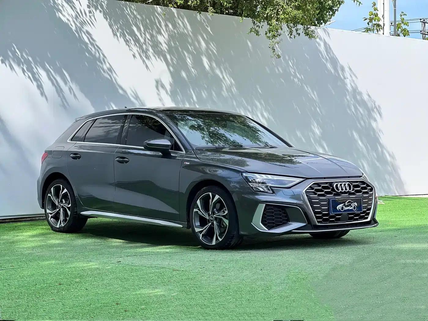 Audi A3 2023 Sportback 35 TFSI Fashion Sport — миниатюра 3