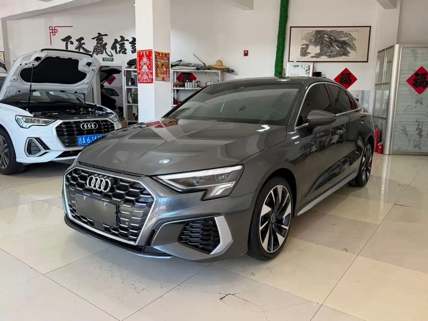 2022 Audi A3 A3L Limousine 35 TFSI Fashion Sport — миниатюра 1