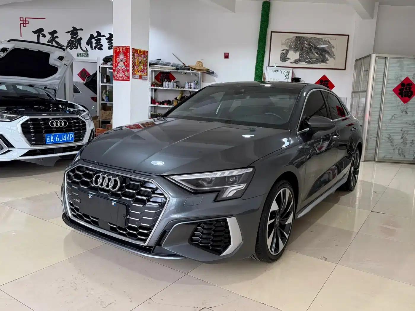 2023 Audi A3 A3L Limousine 35 TFSI Fashion Sport — миниатюра 1