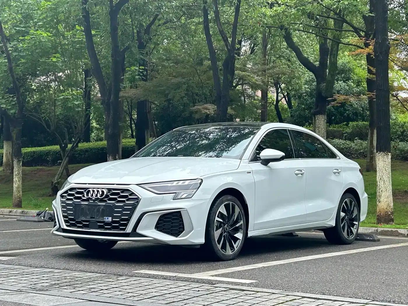 2022 Audi A3 A3L Limousine 35 TFSI Fashion Sport — миниатюра 1