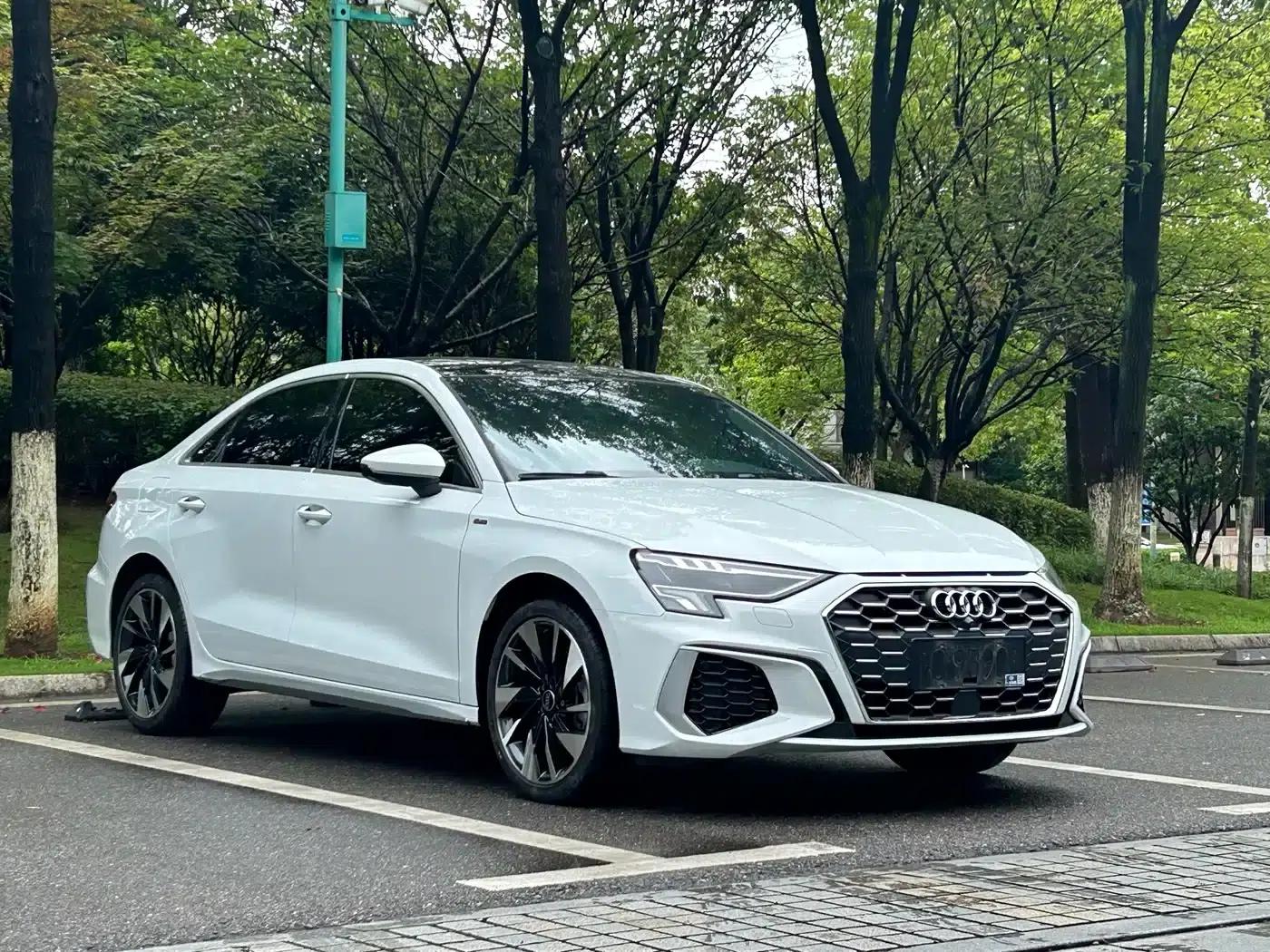 2022 Audi A3 A3L Limousine 35 TFSI Fashion Sport — миниатюра 3