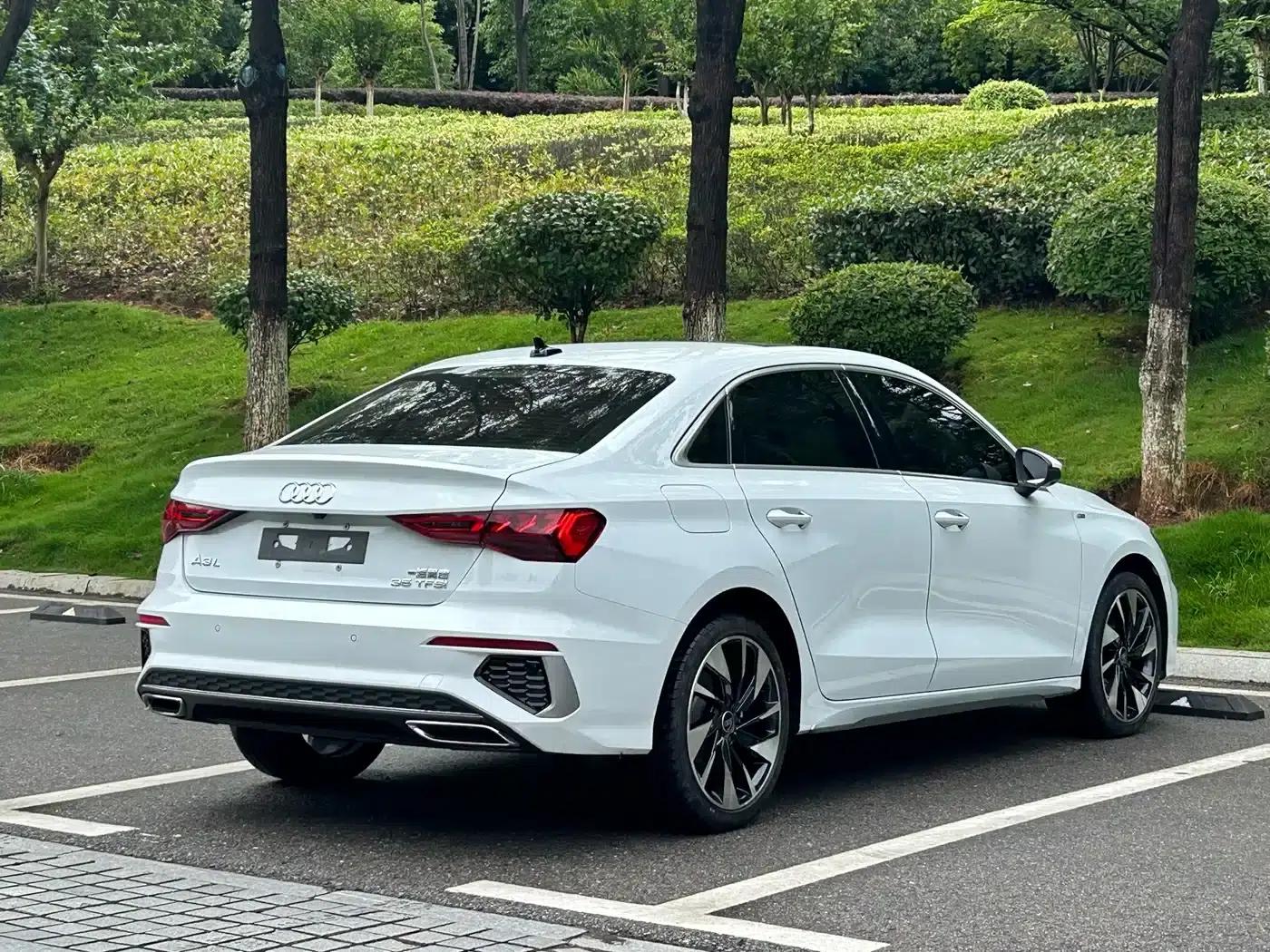 2022 Audi A3 A3L Limousine 35 TFSI Fashion Sport — миниатюра 4