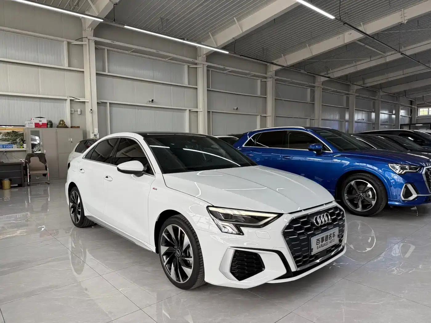 2022 Audi A3 A3L Limousine 35 TFSI Fashion Sport — миниатюра 3