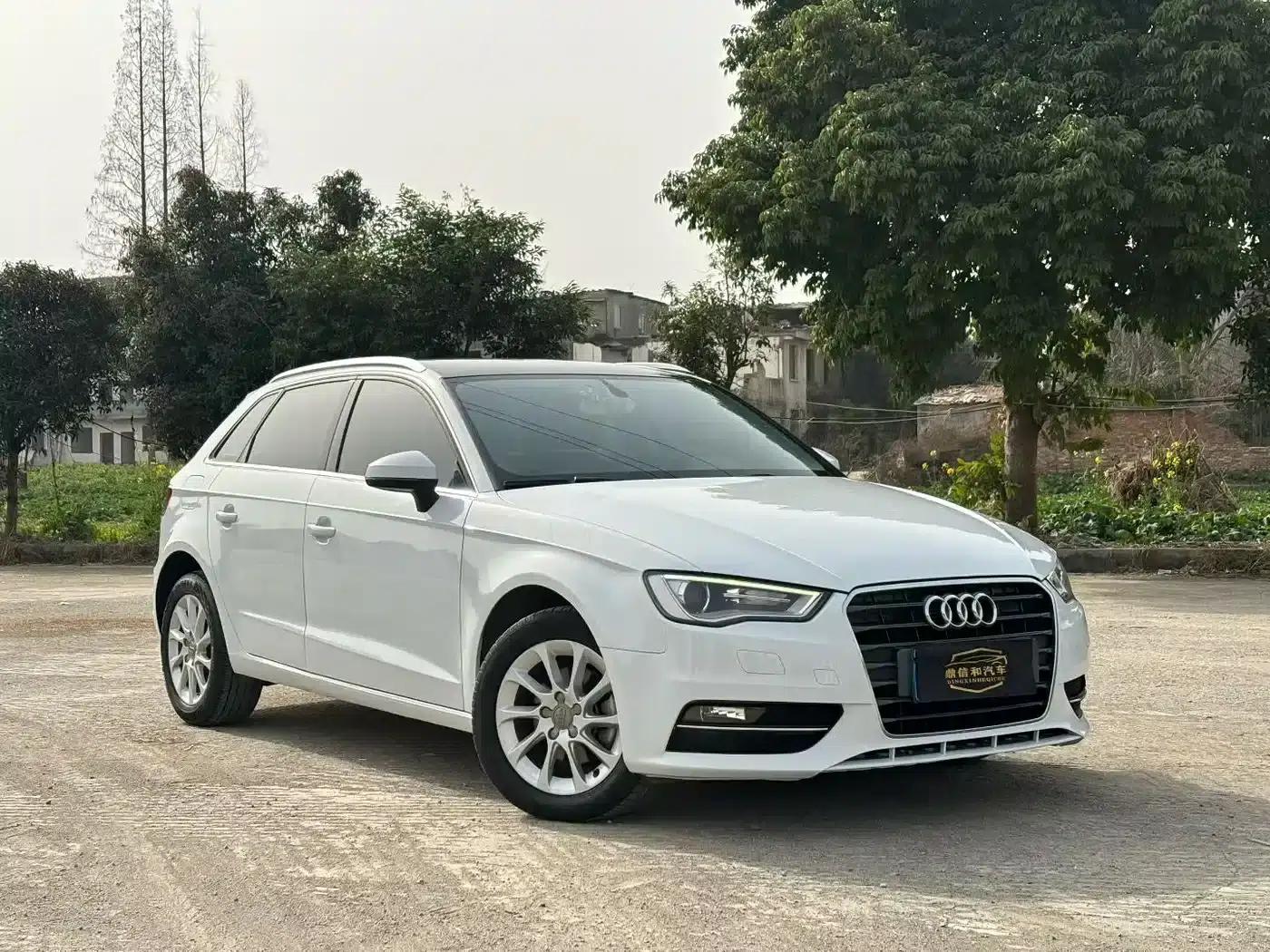 Audi A3 2014 Sportback 35 TFSI Automatic Entry-Level Model — миниатюра 3