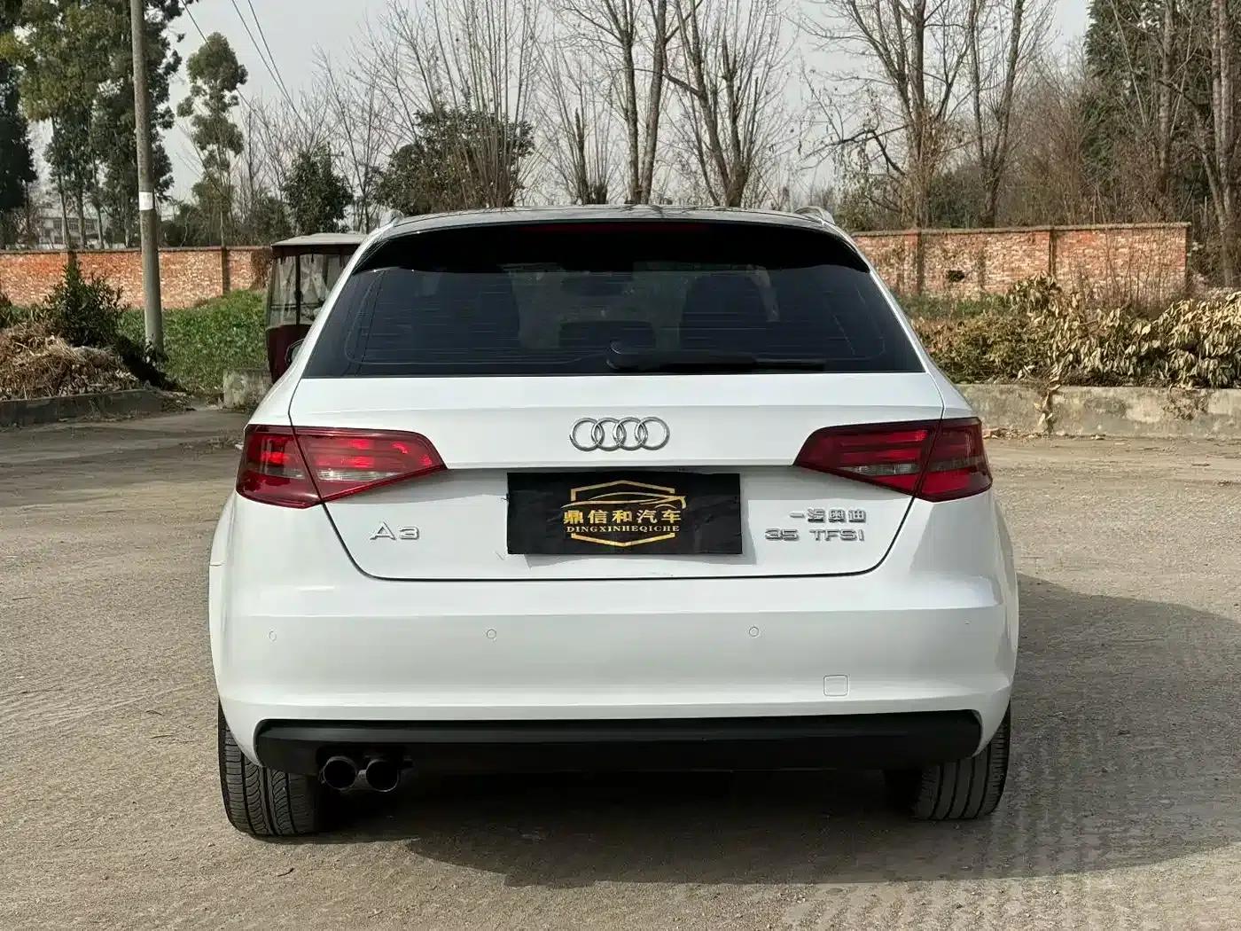 Audi A3 2014 Sportback 35 TFSI Automatic Entry-Level Model — миниатюра 8