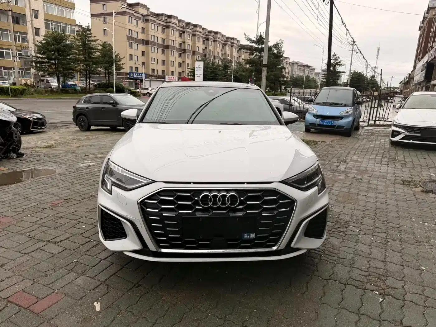 2022 Audi A3 A3L Limousine 35 TFSI Fashion Sport — миниатюра 2
