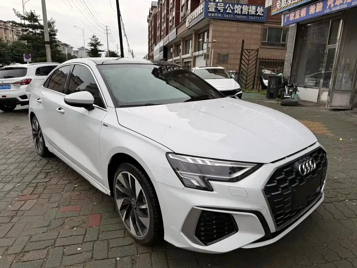 2022 Audi A3 A3L Limousine 35 TFSI Fashion Sport — миниатюра 3