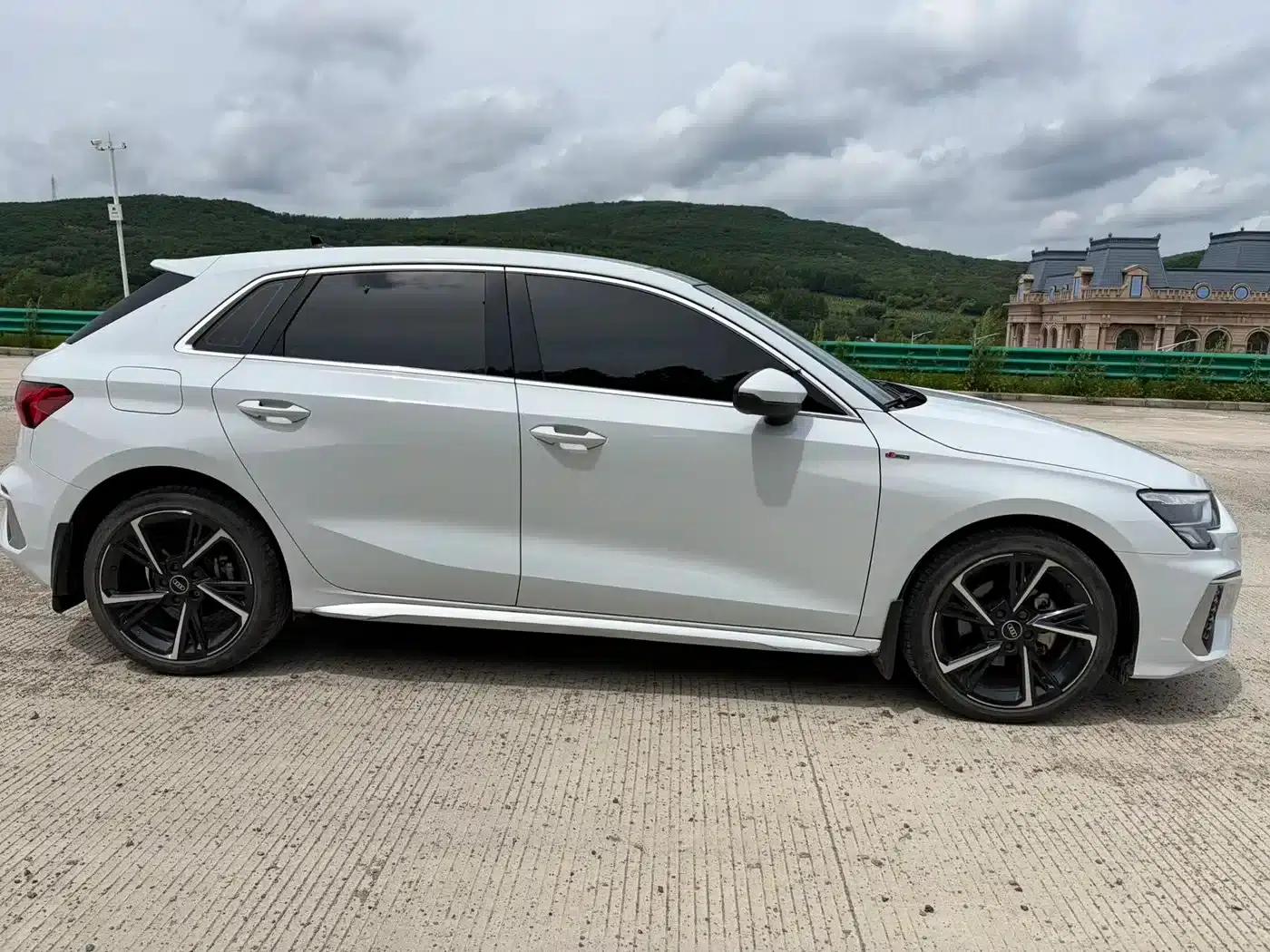 Audi A3 2022 Sportback 35 TFSI Fashion Sport — миниатюра 5