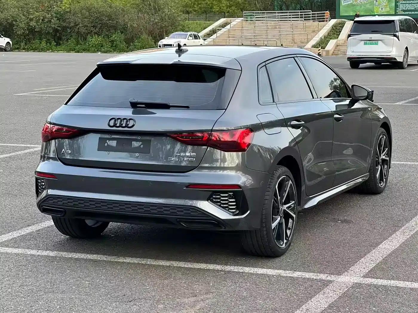 Audi A3 2023 Sportback 35 TFSI Fashion Sport — миниатюра 4