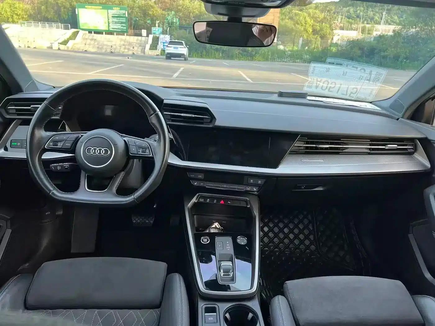 2023 Audi A3 A3L Limousine 35 TFSI Luxury Sport — миниатюра 11