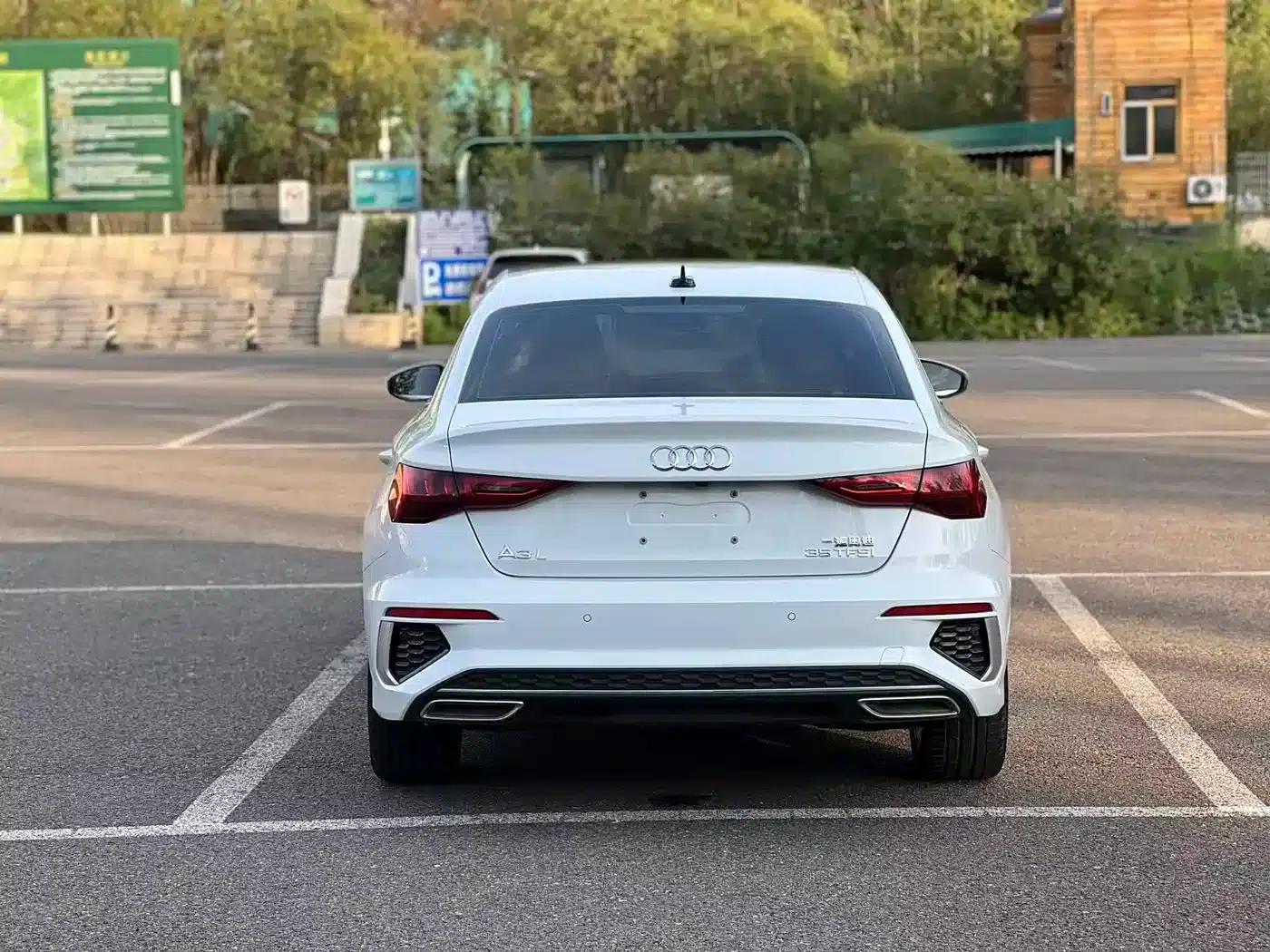 2023 Audi A3 A3L Limousine 35 TFSI Luxury Sport — миниатюра 5